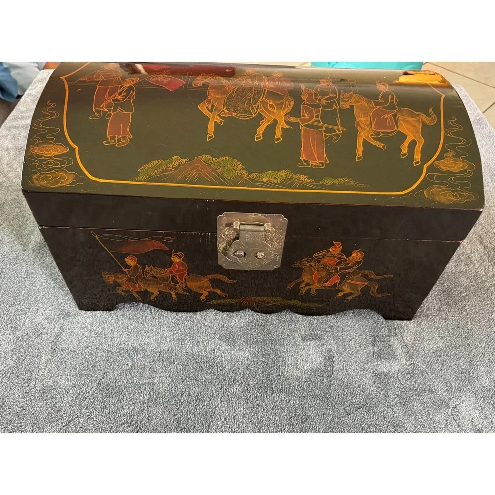 Vintage Chinese Lacquer Domed Trunk Black Gold Royal Procession Chest YC053A‎